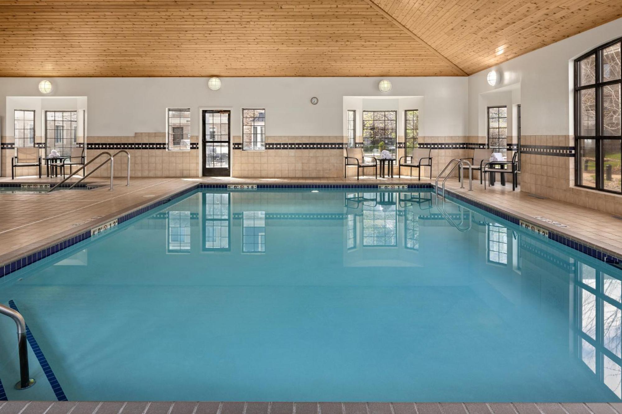 Staybridge Suites Minneapolis-Maple Grove By Ihg Exterior foto